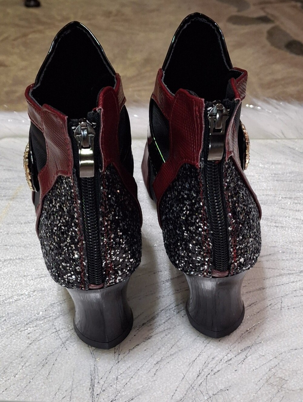 Women Black/Burgundy Mesh Ankle Booties Embellish Buckle Sculpted Heel Size 7.5 - Picture 6 of 16